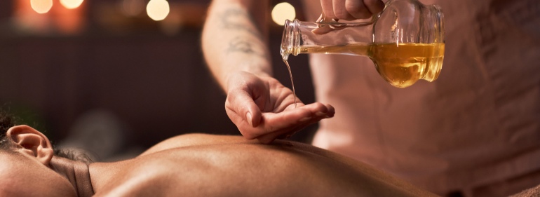 Relax & Rejuvenate with Aromatherapy in Hyderabad